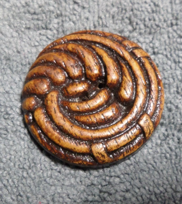 Vintage Burwood Carved Wood Picture Button GEOMETRIC 1-7/16"