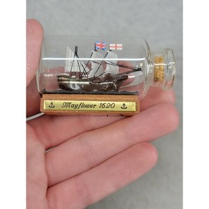 Mayflower 1620 Miniature Ship in a Bottle Handcrafted Uruguay Glass Wood Decor