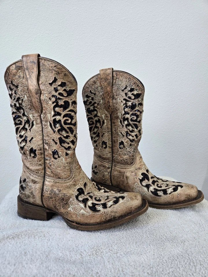 Botas occidentales Corral Teens para mujer con incrustaciones de lentejuelas talla 6 Foto 3 de 4