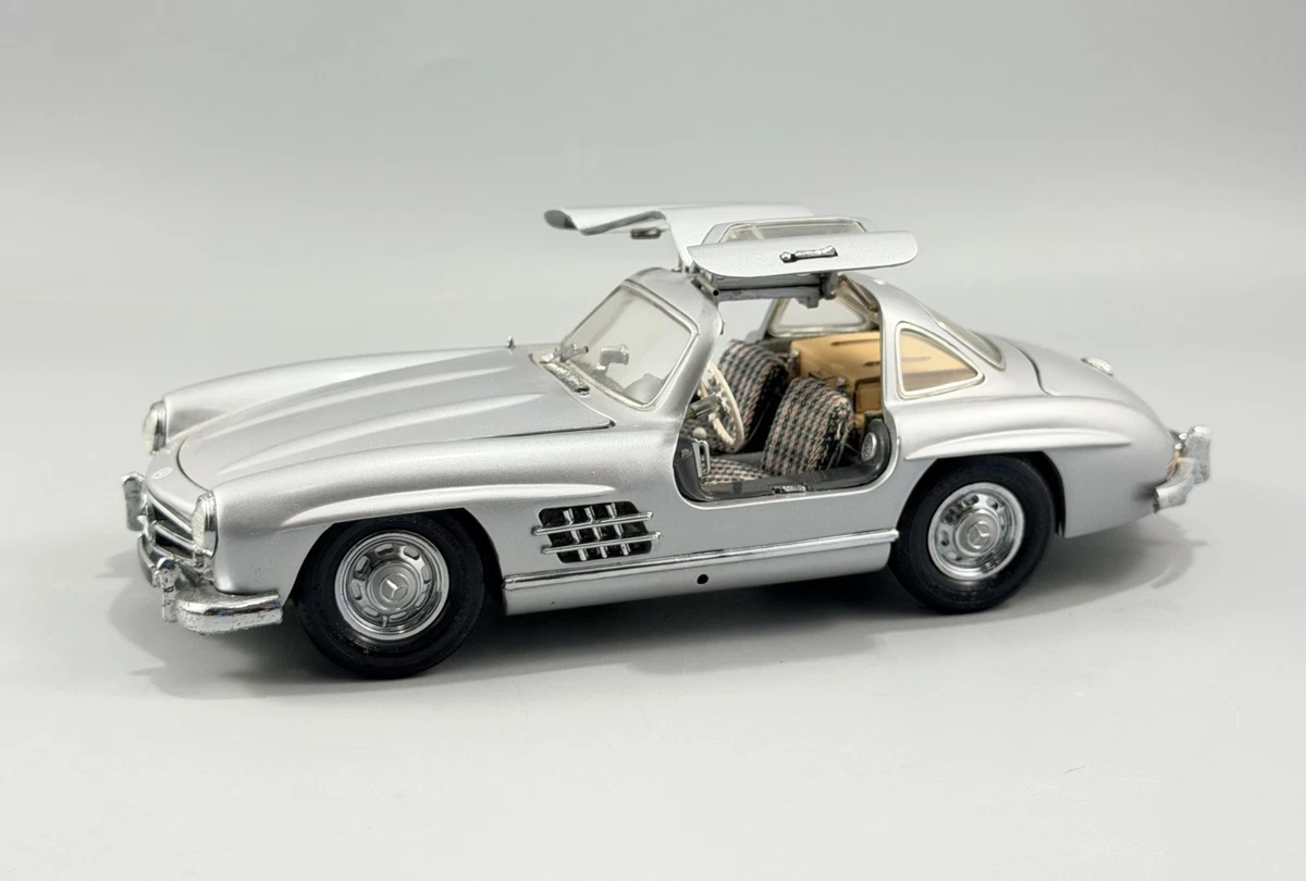 Franklin Mint Mercedes-Benz 1:24 Diecast & Toy Vehicles for sale