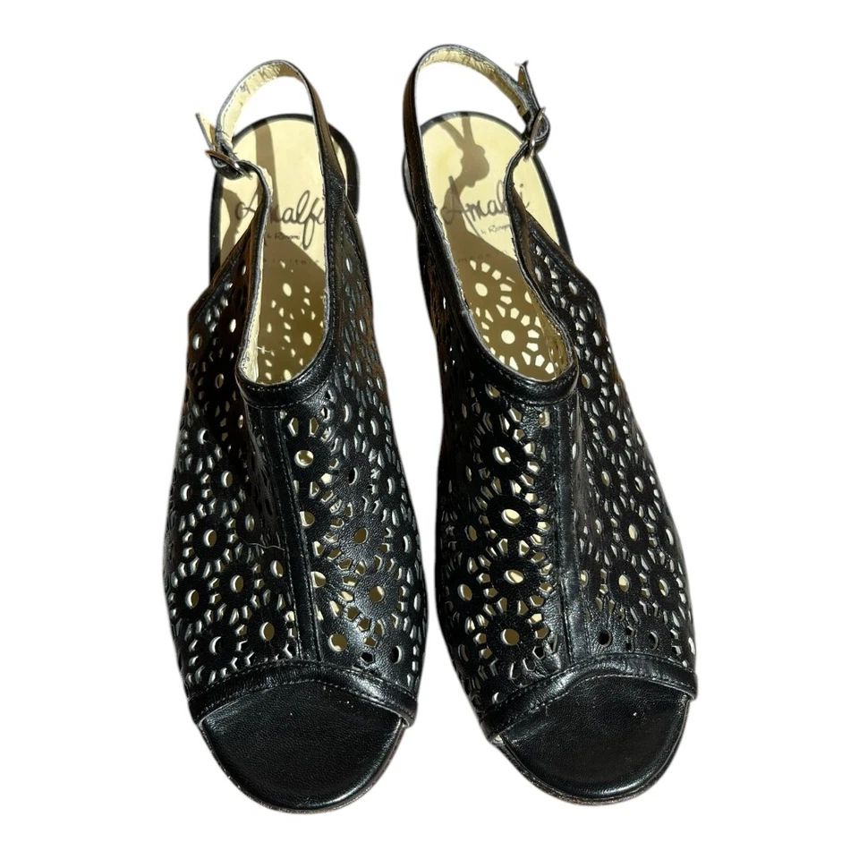 Zapatos para mujer Amalfi by Rangoni negro detalle recortado punta abierta, tacón de 3", Talla 7M Foto 2 de 4