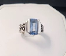 .925 Sterling Silver Blue Stone With Marcasite Accents Ring Sz 6.5 Ster 372
