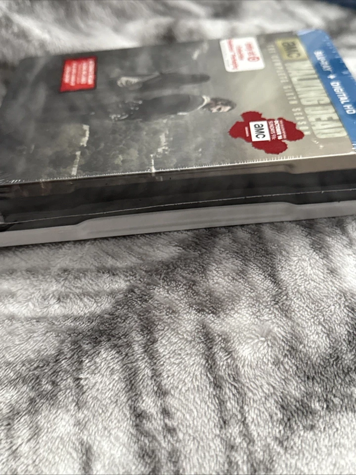 The Walking Dead The Complete 6th Season TARGET EXCLUSIVE Steelbook Blu-ray NEW! - Image 4 of 4