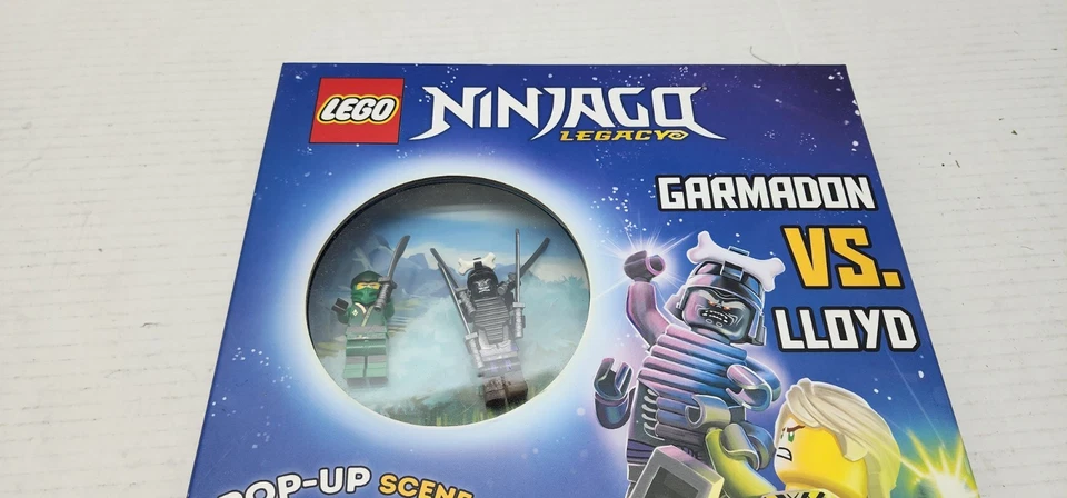 LEGO NINJAGO LEGACY GARMADON VS LLOYD ESCENA EMERGENTE 2 MINI FIGURAS LIBROS FUENTE Foto 2 de 4