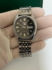 Vintage Seiko 5 6309-8840 Automatic Black Textured Dial Men's Watch - 1982