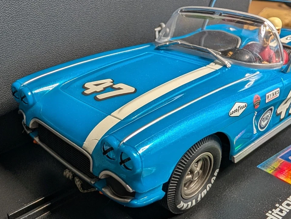 CARRERA EXCLUSIV 1/24 20490 CHEV CORVETTE 1962 B-PRODUCTION RACER-NEW IN BOX - image 3 of 4