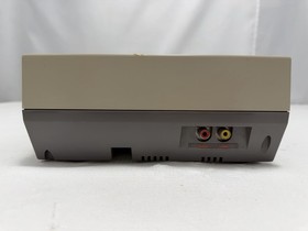 1985 Original NES Nintendo System Console Controllers RF Switch TESTED WORKING