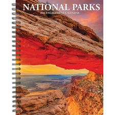 Willow Creek Press,  National Parks 2026 Engagement Planner, 7'' X 8.66'', Weekl