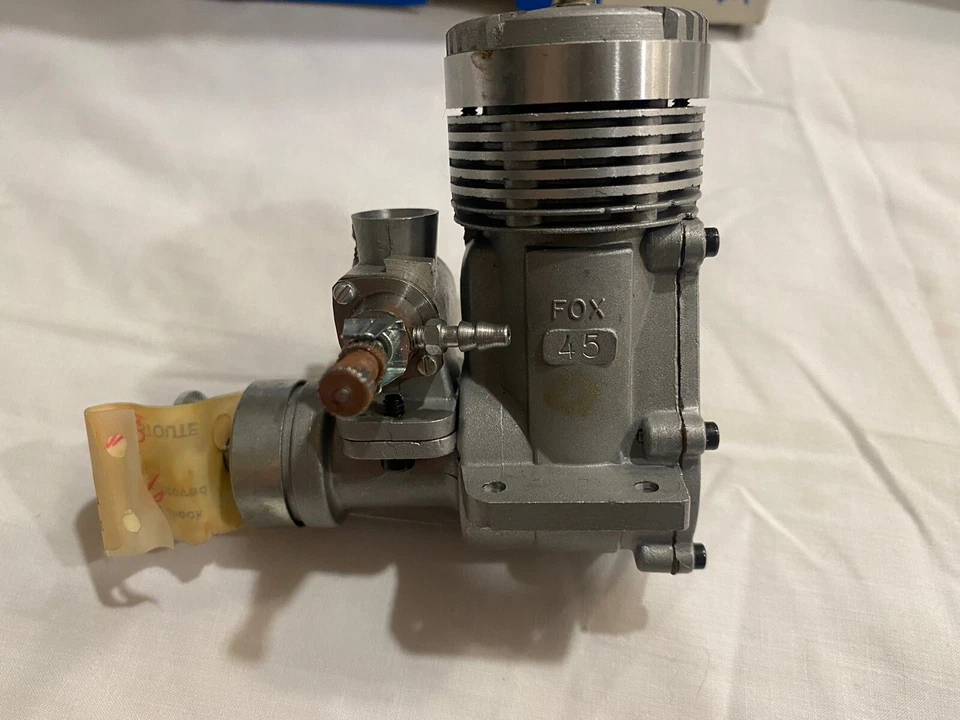 Motor de avión modelo FOX 24600 45 BBRC (NOS)  Foto 3 de 4