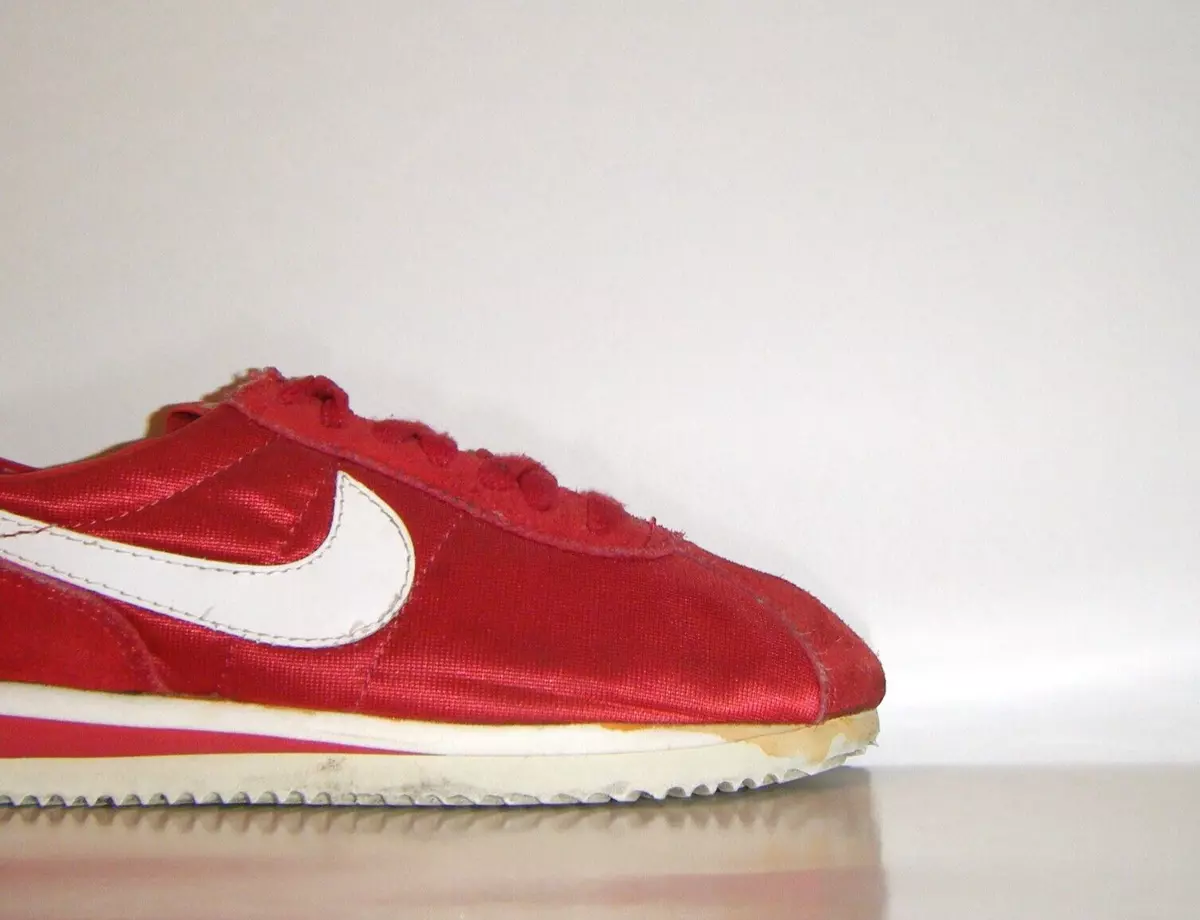1990 nike outlet cortez