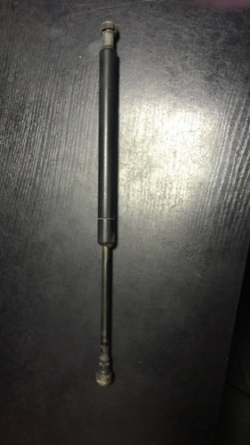 BMW E46 3er LIMOUSINE (98-05) Abdeckung Heckklappenschloss 8234693