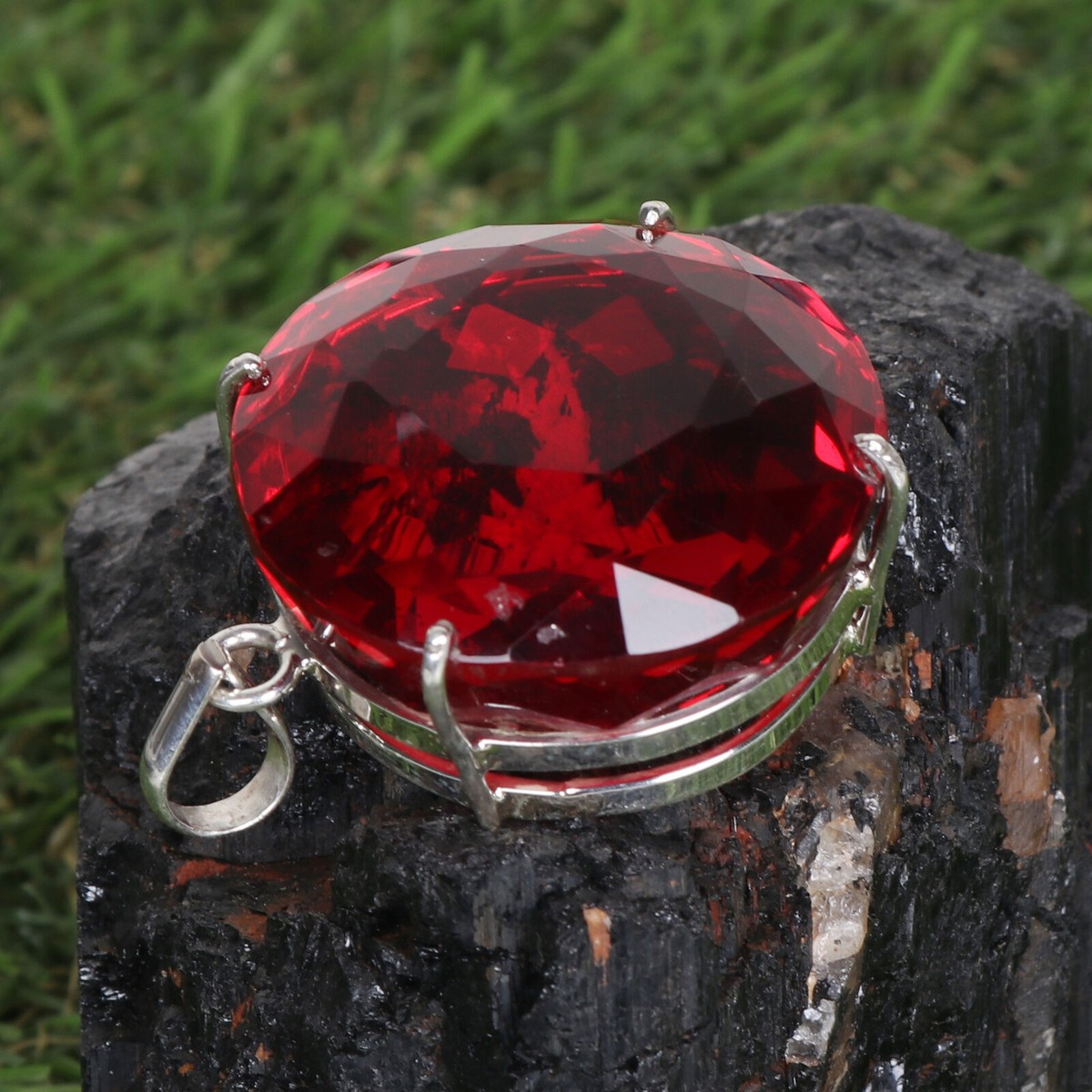 Lab Created Red Topaz 72 Ct Round Shape 925 Sterling Silver