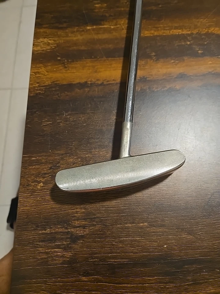 Cleveland Golf Classics VIII Putter 304 Soft Steel Right Handed 35in. - Image 3 of 4