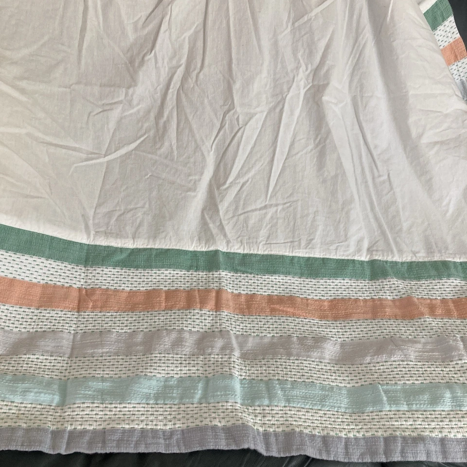 Falda cama Pottery Barn niños doble algodón multicolor a rayas Foto 3 de 4