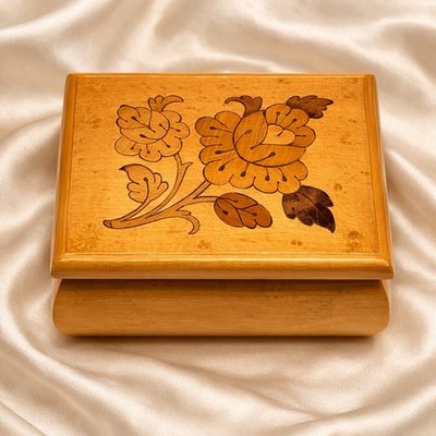 Vintage Blumen Intarsien Holz Intarsien Schmuckschatulle von Notturno Sorrent Italien 10 cm