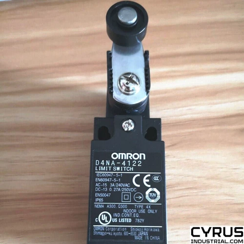 Omron D4NA-4122 General load/Micro load, IP67, Snap action Limit Switch