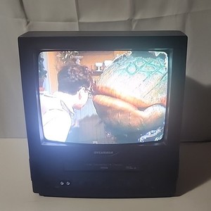 Sylvania 6313CB 13" CRT TV Combo VHS Retro Gaming Television Tested No Remote