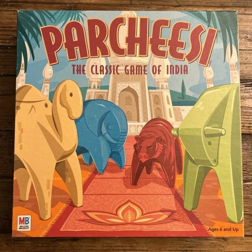 New ListingVINTAGE Parcheesi COMPLETE Hasbro 2001 Classic Pachisi Plastic Pawns Animals