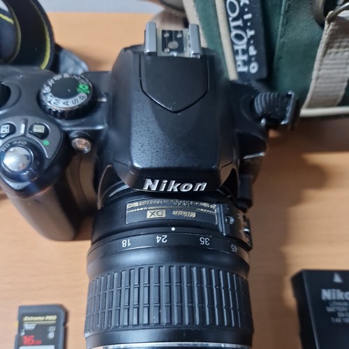 Nikon D40 Camera 10.2MP DSLR w/ 18-55mm Lens II+16GB SD+battery +charger + Bag  - Picture 3 of 8