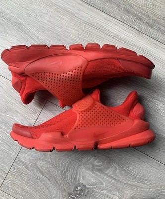 Red Nike Sock Dart Men s Shoes. Size 9 UK/ 10 US. Very Good Condition.