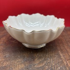 Lenox Ivory Round scalloped Candy Dish Bowl Silver Trim. Made In the USA. 6 Inch