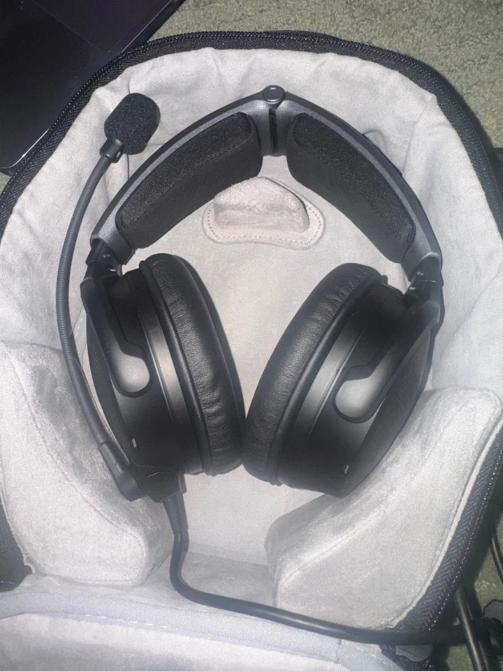 NUEVO Bose A30 Aviación Cancelación de Ruido Bluetooth Doble Enchufe PJ Cable Recto Auriculares Foto 2 de 4