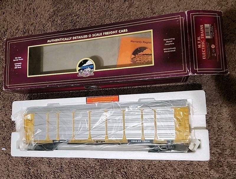 MTH Premier 20-98799 Milwaukee Road Corrugated Auto Carrier - O Gauge