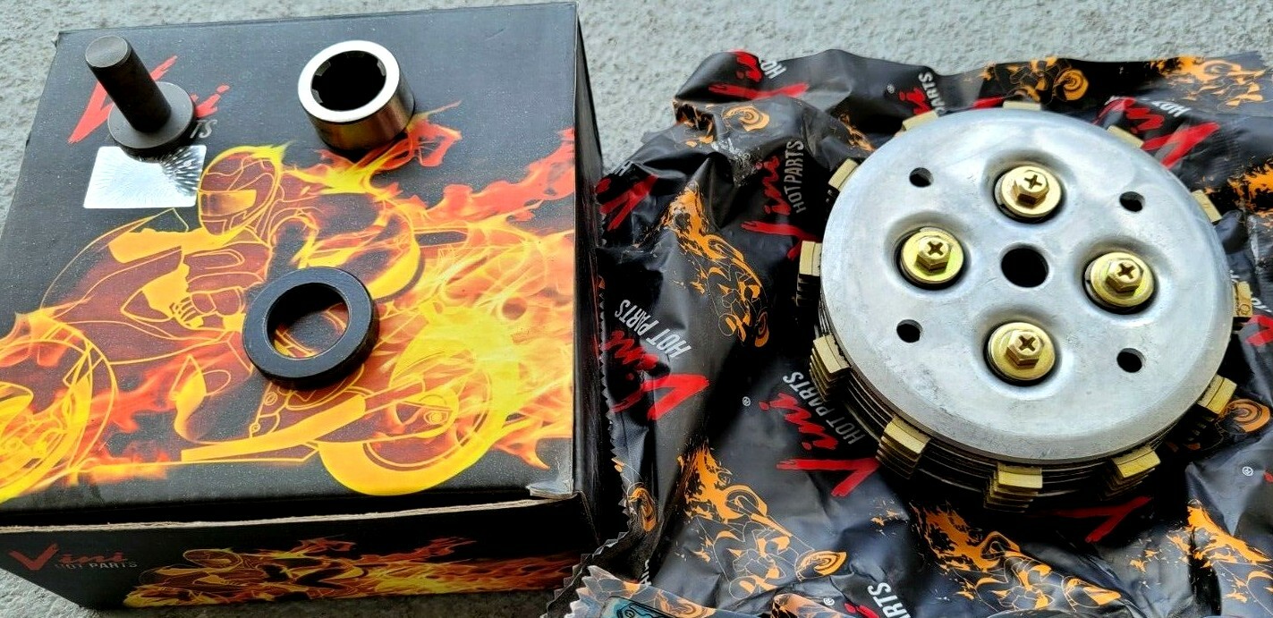 *** MOTORCYCLE CLUTCH SUZUKI ax 100  ( CLOCHE VININ ORIGINAL) ***
