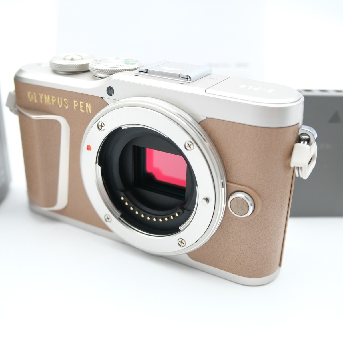 【ななみ】1340回 OLYMPUS PEN E-PL9 ブラウン 6/10まで値下げ中】1340回 OLYMPUS PEN E-PL9 ブラウン