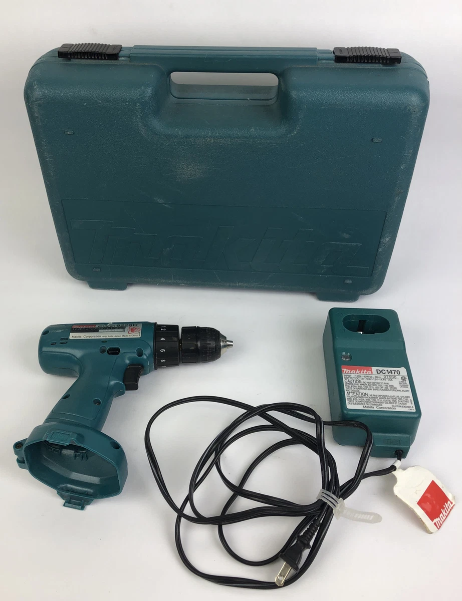 Makita 14.4v Cordless Drill Set 6228D - with Charger and Hard Case LOOK |