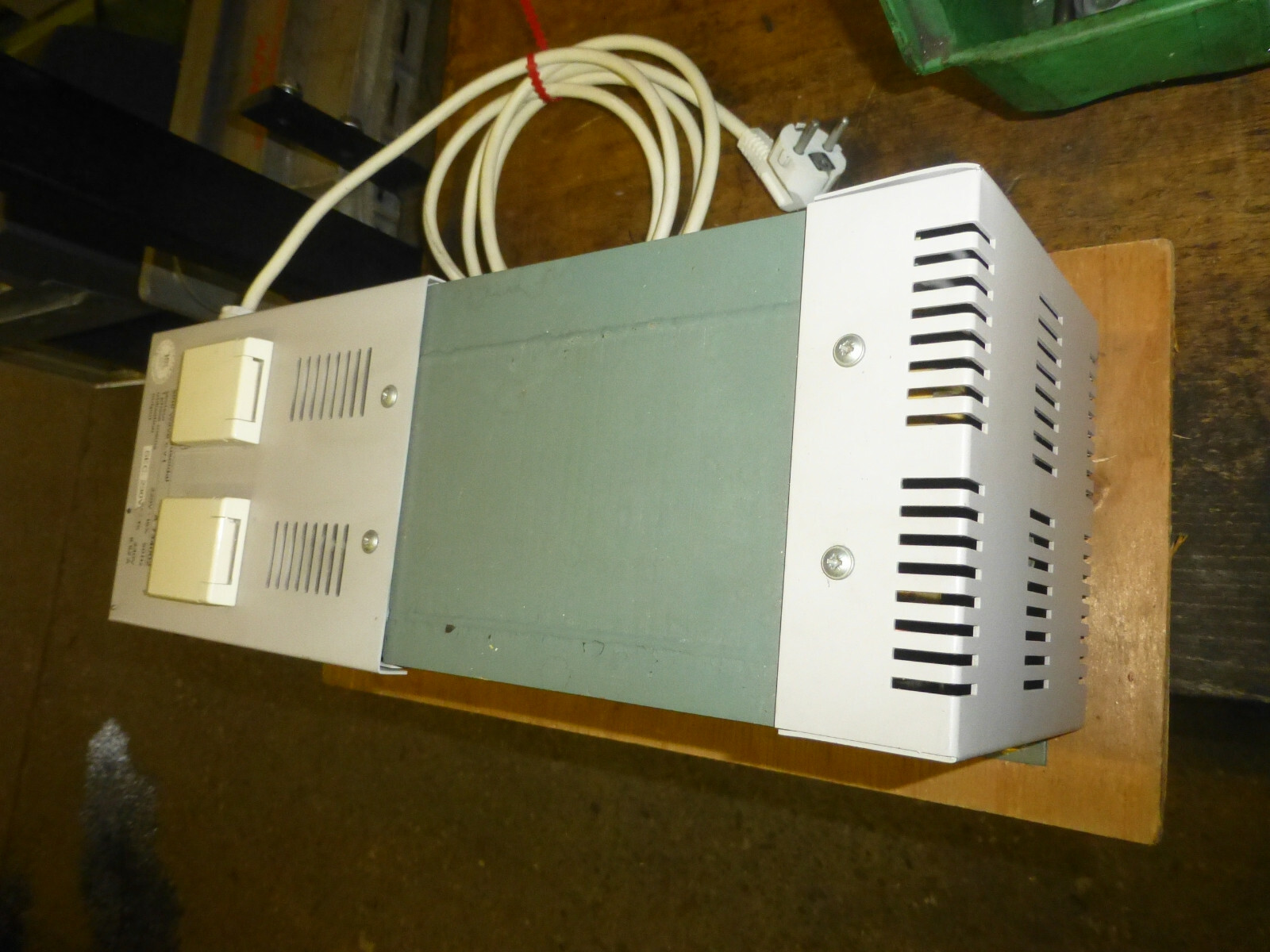 Auf Bestellung Sinus-Filter SINUSFILTER MCB 230 V 1500 VA TOP