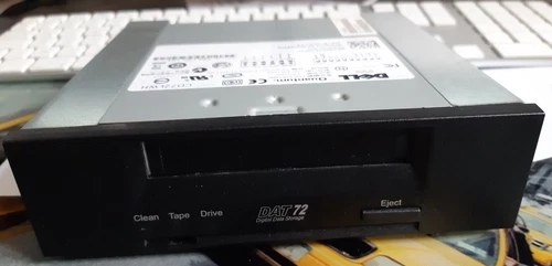 Quantum Lecteur de bande interne DAT72 interface SCSI livré avec carte et câble