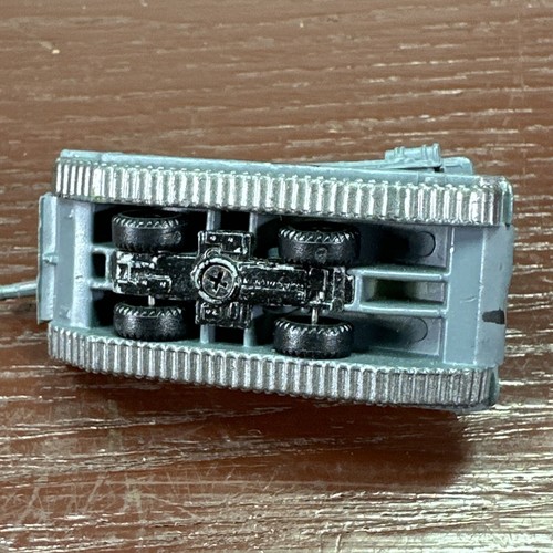 Galoob Micro Machines or Similar Army Military Vehicle D2208 Armored Tank - Picture 5 of 5