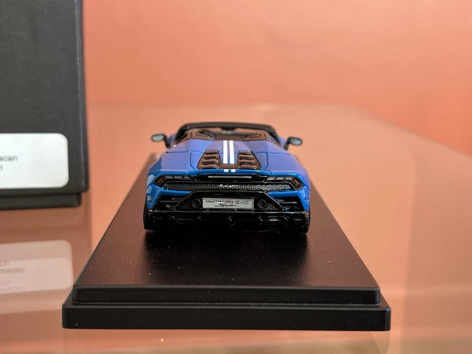 Look Smart 1:43 | Lamborghini Huracan Evo Spyder 60TH Blue Le Mans (LS502SA) - Photo 3/4