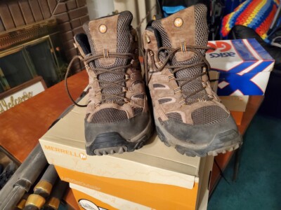 Merrell Moab 2 Mid Waterproof Hiking Boots - Men display picture 1