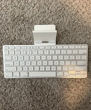 APPLE IPAD KEYBOARD DOCK A1359 MC533LL/A 1ST 2ND 3RD GEN IPADS 30 PIN DB-4