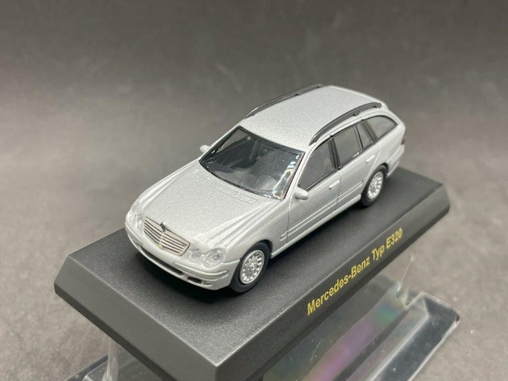 Kyosho 1/64 Mercedes-Benz Typ E320 Silver diecast model car Kyosho 1/64 Mercedes-Benz Typ E320 Silver diecast model car