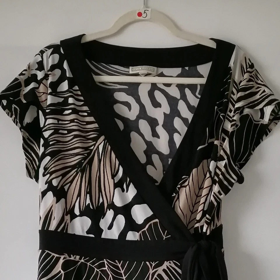Dana Buchman Women's Multicolor Floral V-Neck Short Sleeve Wrap Dress Size XL - Image 2 of 4