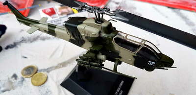 Bell AH - 1 Sea COBRA USA  HELIKOPTER NATO Metal Atlas 1:72 Avion YAKAiR