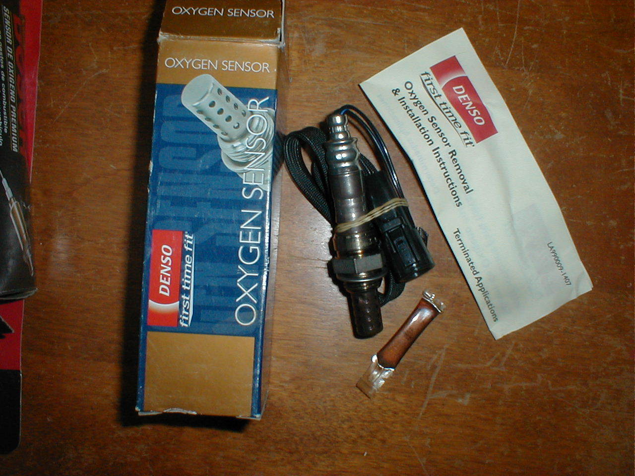 NEW DENSO  O2 02 Oxygen Sensor  234-3076  Ford Econoline Pickup  Applications 