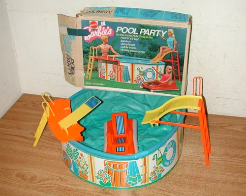 VINTAGE 1973 MATTEL BARBIE'S POOL PARTY SET NO. 7795 WITH ORIGINAL BOX