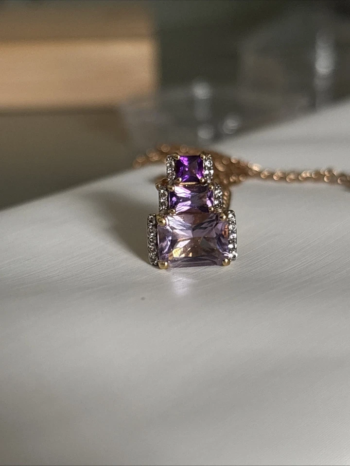 Increíble Collar Colgante Rosa de Francia Triple Amatista y Diamante Acento Foto 4 de 4