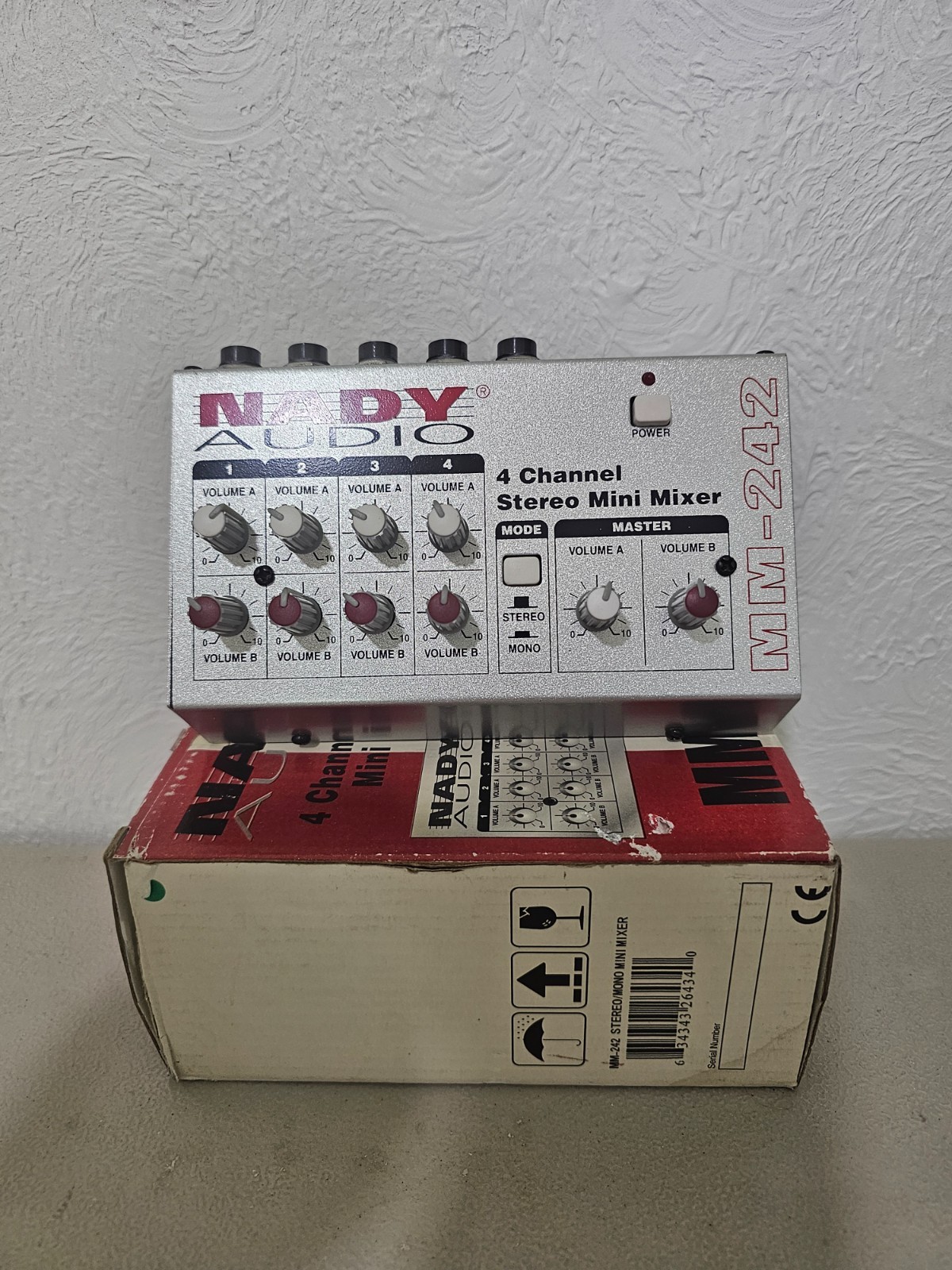 Nady Audio MM-242 4-Channel Stereo Mini Mixer Portable 1/4 in I/O 2 Bus