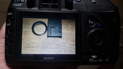 Sony Alpha DSLR-A200 10.2MP Digital SLR Camera 18-70mm Lens - READ