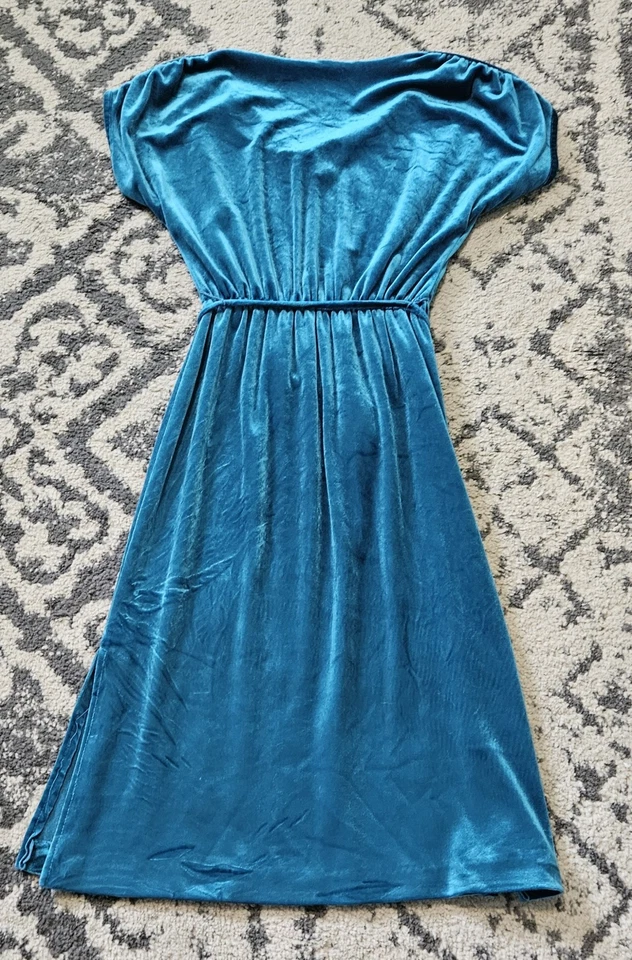 Vestido vintage de terciopelo verde azulado de los años 70 y 80 talla mediana Foto 4 de 4