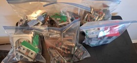 Lot of Assorted Lego Kingdom Sets - Incl: King's Castle 7946 & Prison Tower 7947