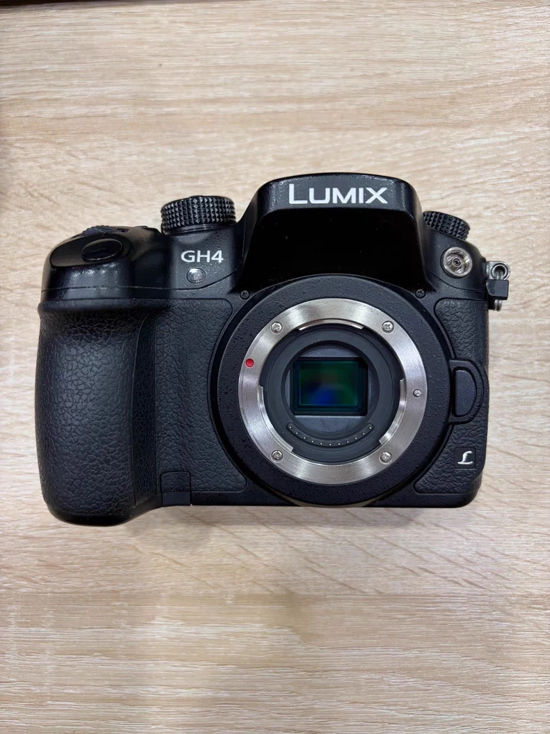 Panasonic LUMIX Panasonic Lumix GH4 Digital SLR Cameras for sale
