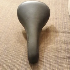 Mongoose Bicycle Seat Black Green Letters Unused 10.5" BMX Race Mountain