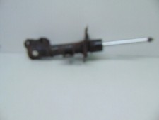 Stoßdämpfer vorne links 1,6 99 kW Hyundai i30 / i30cw Lim./Kombi (Typ:GD)