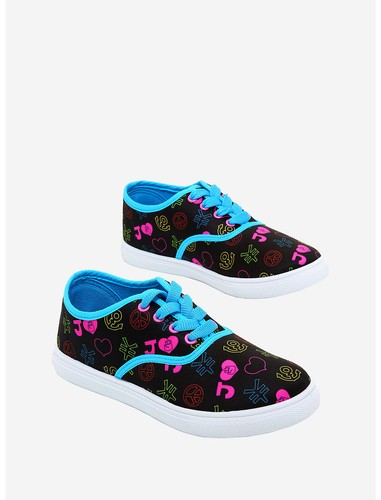 Bizarre Adventure Icon Lace-Up 